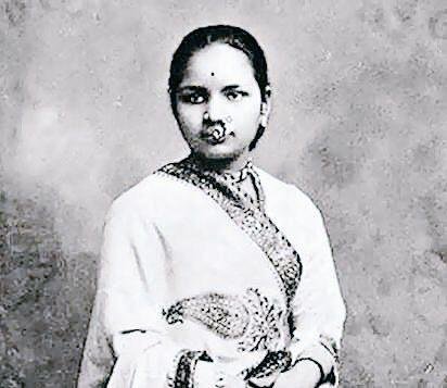 आनंदीबाई गोपाळराव जोशी – भारतातील पहिल्या महिला डॉक्टर