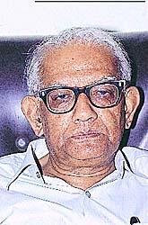 डॉ. अरुण घोष, अर्थतज्ञ