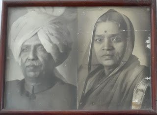 भास्करराव आणि पत्नी भागीरथी